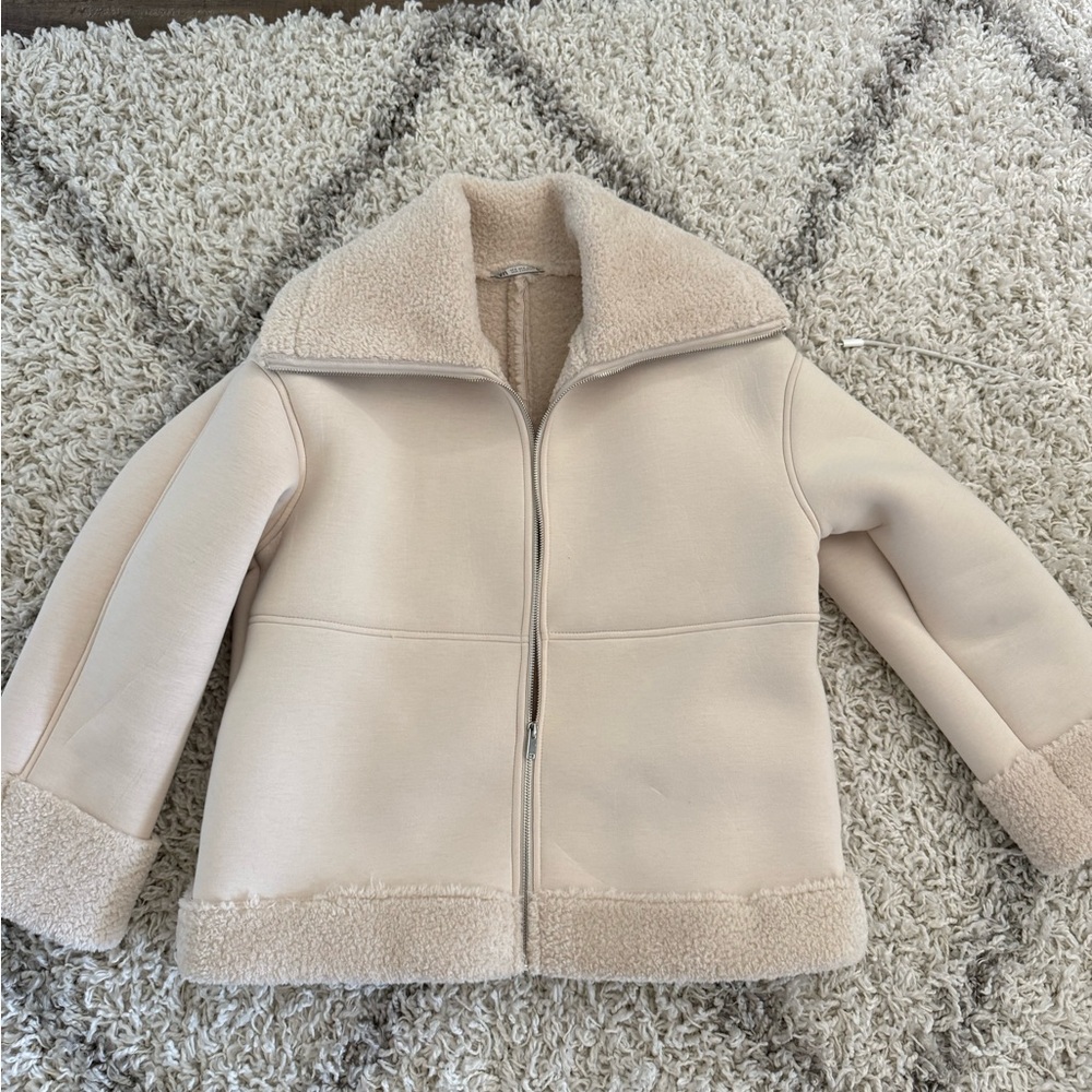 Zara Women Beige Puffer Jacket